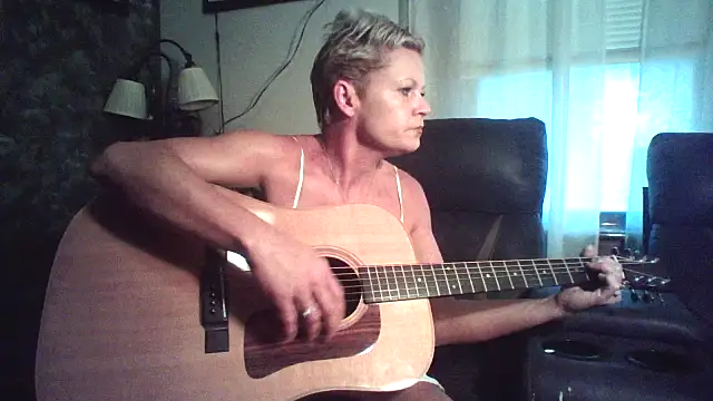 jadegilf1 online show from May 2026 08:36:01 PM