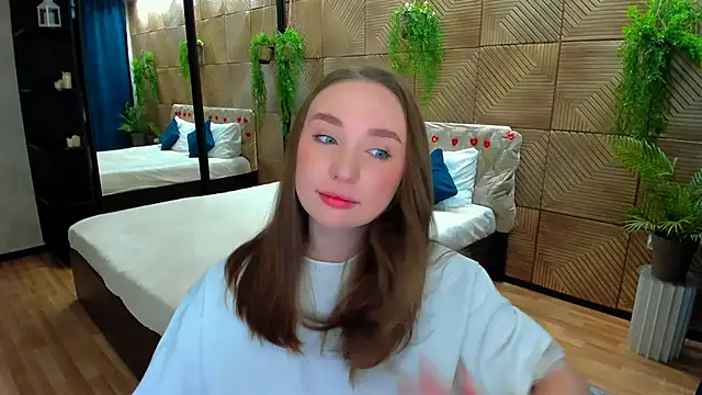 Snapshot of TrueReincarnation chatting on April 2026 10:18:01 AM TrueReincarnation online show from April 2026 10:18:01 AM