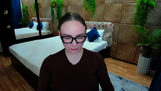 Snapshot of TrueReincarnation chatting on April 2026 10:21:02 AM TrueReincarnation online show from April 2026 10:21:02 AM