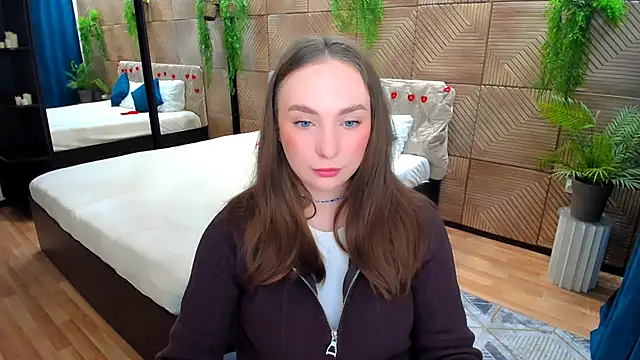 Snapshot of TrueReincarnation chatting on May 2026 07:15:01 PM TrueReincarnation online show from May 2026 07:15:01 PM
