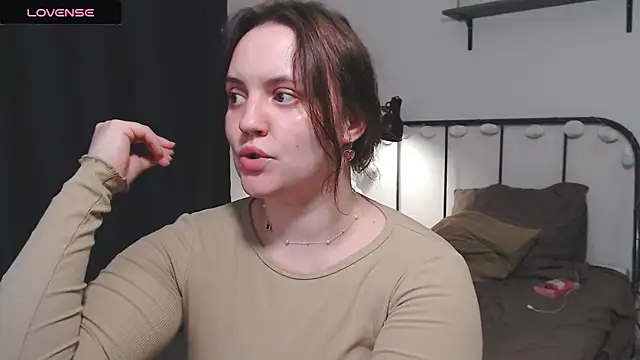 Snapshot of Lella_Ryann_ chatting on June 2026 09:18:01 PM Lella Ryann online show from June 2026 09:18:01 PM