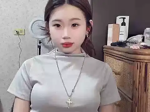 Yu baby online show from December 2025 08:01:01 AM