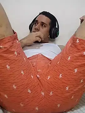 Snapshot of CRISTHIAN_GREY01 chatting on December 2024 06:55:01 PM CRISTHIAN GREY01 online show from December 2024 06:55:01 PM