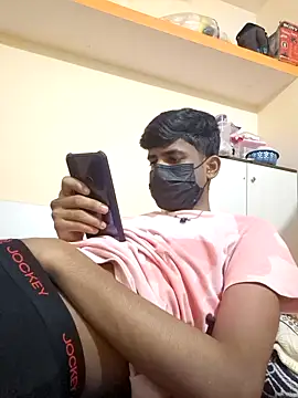 Snapshot of KissesBoyAD chatting on January 2025 03:26:01 PM KissesBoyAD online show from January 2025 03:26:01 PM