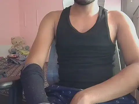 KissesBoyAD online show from November 2025 06:35:02 PM