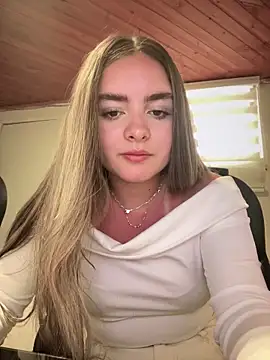 Snapshot of imlindapink chatting on September 2025 03:28:02 PM imlindapink online show from September 2025 03:28:02 PM