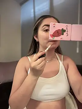 Snapshot of imlindapink chatting on October 2025 03:46:02 PM imlindapink online show from October 2025 03:46:02 PM