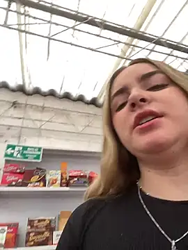 imlindapink online show from April 2026 04:36:02 PM