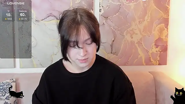 fiamoory online show from May 2026 01:56:01 AM