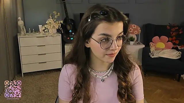 FlairEdgin online show from November 2025 07:15:02 PM