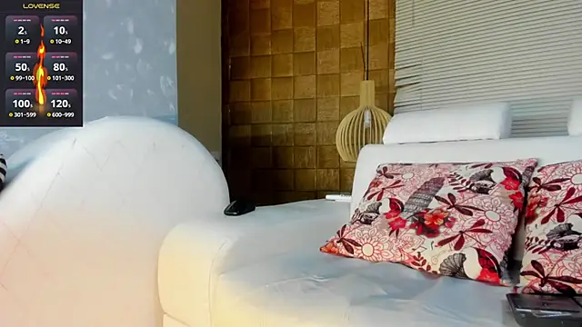 TOWERS21  online show from February 2025 07:56:01 PM