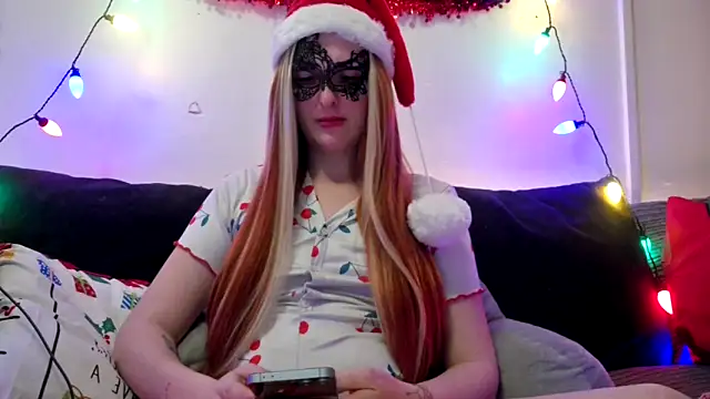 LexiSnowUK online show from December 2024 11:57:01 PM