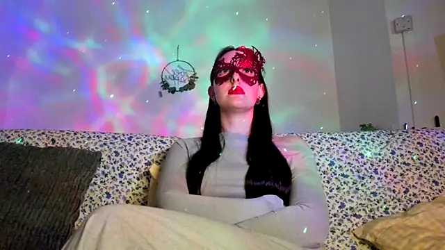 LexiSnowUK online show from December 2025 10:30:02 PM