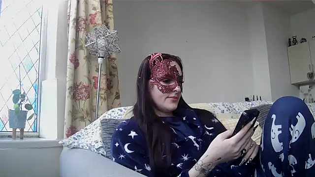 LexiSnowUK online show from March 2026 09:34:02 AM