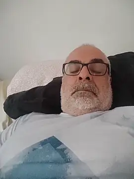 Satiro Sevilla online show from November 2025 04:56:01 PM