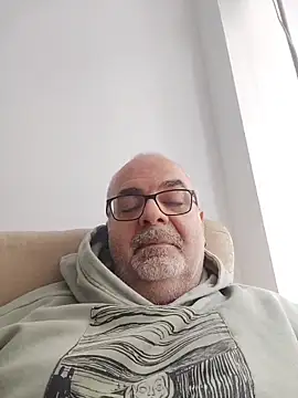 Satiro Sevilla online show from February 2026 10:33:02 AM