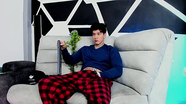 Snapshot of JUSTIN_FULLER1 chatting on October 2025 04:57:01 PM JUSTIN FULLER1 online show from October 2025 04:57:01 PM