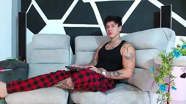 Snapshot of JUSTIN_FULLER1 chatting on November 2025 02:21:02 PM JUSTIN FULLER1 online show from November 2025 02:21:02 PM