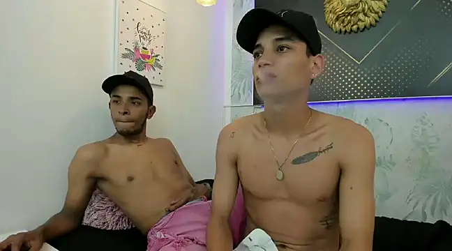 Snapshot of JordanAndAndrew chatting on January 2025 07:39:02 PM JordanAndAndrew online show from January 2025 07:39:02 PM