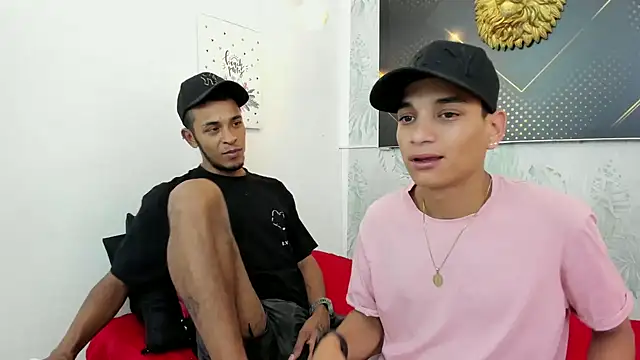 Snapshot of JordanAndAndrew chatting on January 2025 07:26:02 PM JordanAndAndrew online show from January 2025 07:26:02 PM