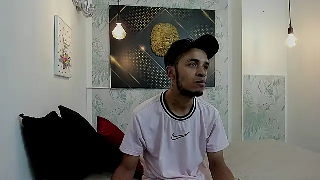 Snapshot of JordanAndAndrew chatting on March 2025 07:10:02 PM JordanAndAndrew online show from March 2025 07:10:02 PM