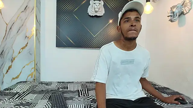 Snapshot of JordanAndAndrew chatting on September 2025 08:47:02 PM JordanAndAndrew online show from September 2025 08:47:02 PM