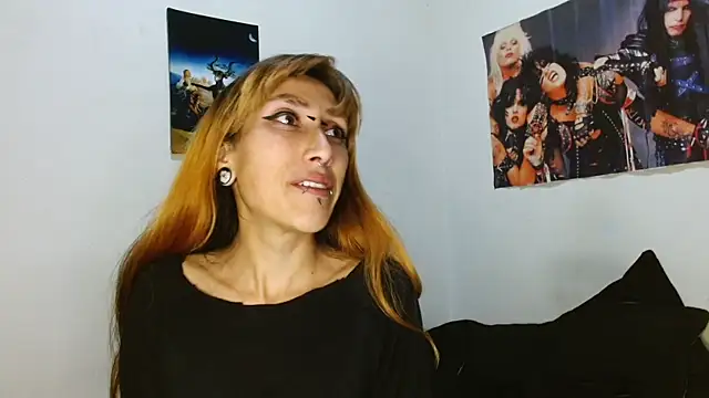 Asterothxznikki online show from January 2026 01:22:02 AM