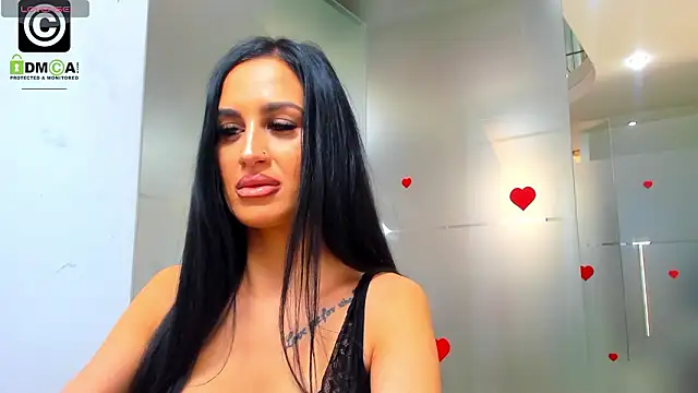 Queenrafaella online show from March 2026 12:45:02 PM