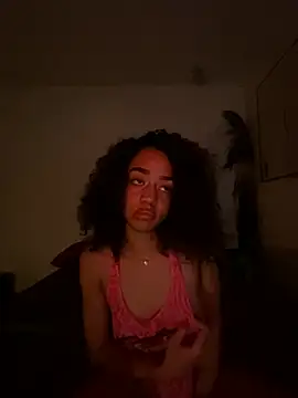 Snapshot of redbonejada chatting on December 2024 08:56:01 AM redbonejada online show from December 2024 08:56:01 AM