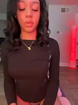 Snapshot of redbonejada chatting on October 2025 09:25:02 PM redbonejada online show from October 2025 09:25:02 PM