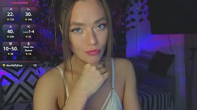 Snapshot of KellyFouler chatting on October 2025 03:22:02 PM KellyFouler online show from October 2025 03:22:02 PM