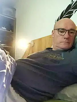 bogland33 online show from January 2026 07:41:01 PM