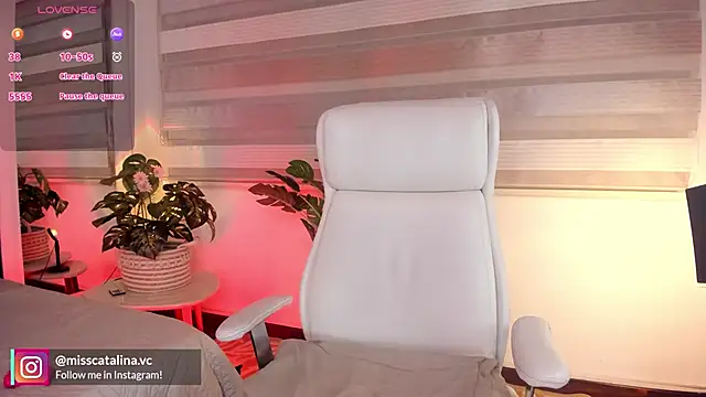 miss catalinaa online show from March 2026 11:58:01 AM