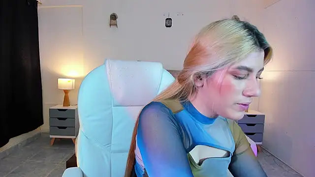 ARITOO  online show from December 2024 08:33:01 PM