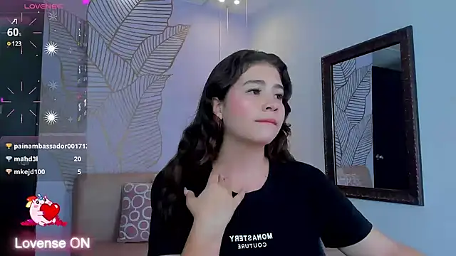 KarenPautt online show from January 2025 09:15:01 PM