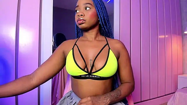 johannaMiller1 online show from December 2024 04:37:02 AM