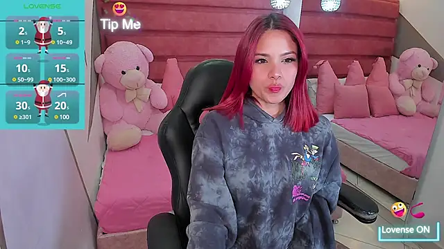 Snapshot of anna__duff chatting on December 2024 04:00:02 AM anna duff online show from December 2024 04:00:02 AM