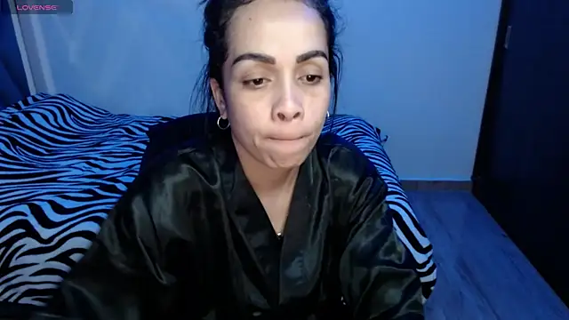 Snapshot of Amber_Lovely chatting on October 2025 12:19:02 AM Amber Lovely online show from October 2025 12:19:02 AM