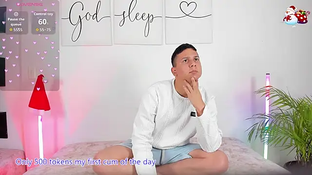 Snapshot of ANDREZALVAREZ chatting on November 2025 10:53:02 PM ANDREZALVAREZ online show from November 2025 10:53:02 PM