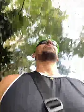 Snapshot of dantedesirexx chatting on January 2025 09:42:02 PM dantedesirexx online show from January 2025 09:42:02 PM