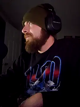 Snapshot of SirYummy18 chatting on January 2025 05:31:01 AM SirYummy18 online show from January 2025 05:31:01 AM