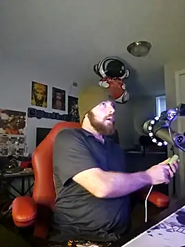 Snapshot of SirYummy18 chatting on February 2025 03:09:02 PM SirYummy18 online show from February 2025 03:09:02 PM