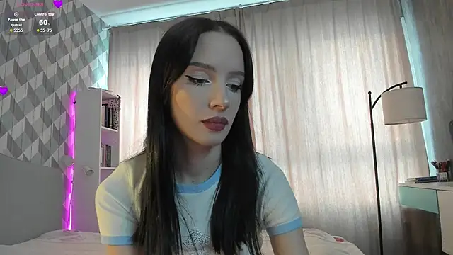 Snapshot of flora_off chatting on December 2025 07:01:02 AM flora off online show from December 2025 07:01:02 AM