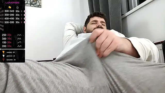 Snapshot of KingMarti chatting on December 2024 06:22:02 AM KingMarti online show from December 2024 06:22:02 AM