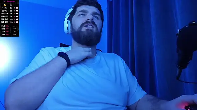 Snapshot of KingMarti chatting on January 2026 02:49:01 AM KingMarti online show from January 2026 02:49:01 AM