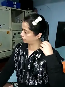 Snapshot of Elvishcassie_ chatting on March 2025 11:46:01 PM Elvishcassie online show from March 2025 11:46:01 PM