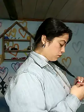 Snapshot of Elvishcassie_ chatting on March 2025 12:31:01 AM Elvishcassie online show from March 2025 12:31:01 AM