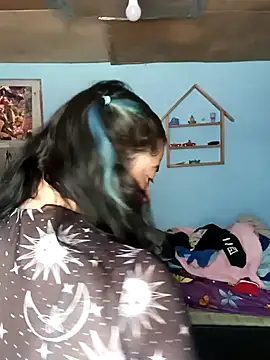 Elvishcassie  online show from January 2026 04:20:02 PM