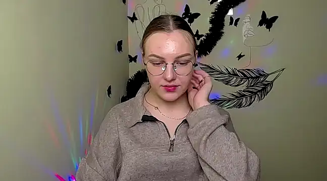 Snapshot of _AlMamiyy_ chatting on January 2025 07:18:01 PM AlMamiyy online show from January 2025 07:18:01 PM