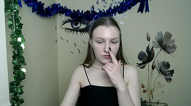 Snapshot of _AlMamiyy_ chatting on February 2025 04:31:01 PM AlMamiyy online show from February 2025 04:31:01 PM